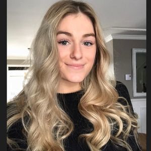 Meet your Posher, Alexandra